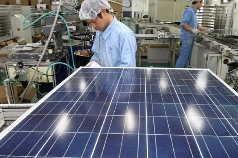 Kính cường lực Solar Panel có tác dụng gì?